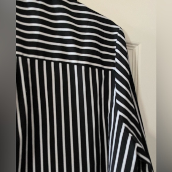 NWT Kim Rogers Button Down Striped Blouse Women’s Size 2X - Picture 2 of 16
